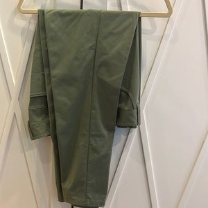 Rhône commuter pants size 33